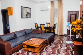 De PADOVA APARTMENTS and SKY LOUNGE